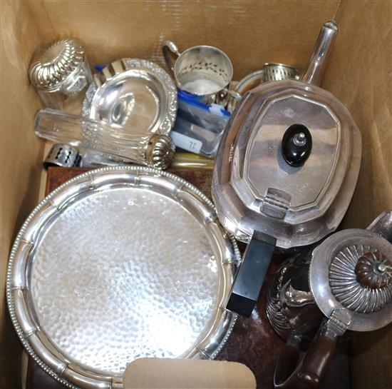 A quantity of mixed silver plated cutlery, bottles, etc.